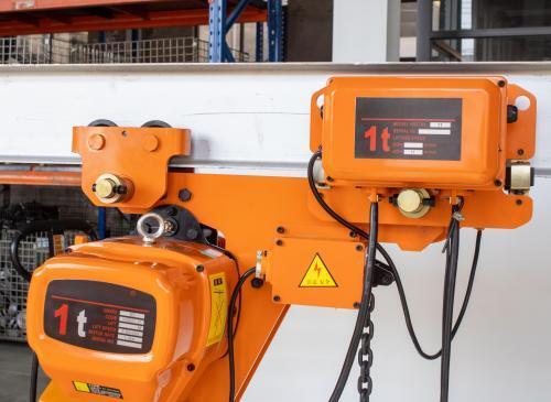 220V Low Headroom Chain Hoist Precise Lifting Control Warehouse Hoist