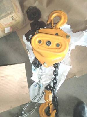 Manual Lifting Chain Hoist With Strong Load Bearing Capacity