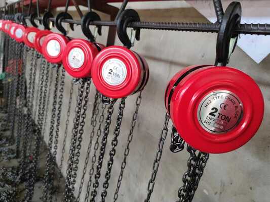 Lightweight Lifting Chain Hoist CE Certified 2 Ton Chain Block
